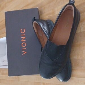Womens leather shoes VIONIC